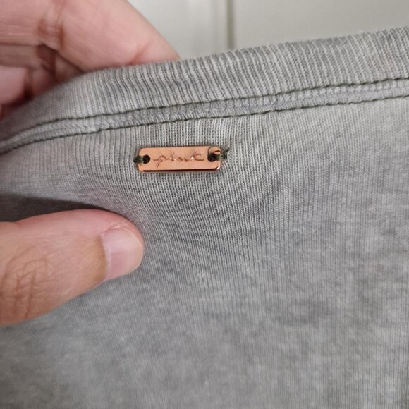 Grey khaki Victoria's Secret Pink cropped tee #VS - Picture 2 of 4
